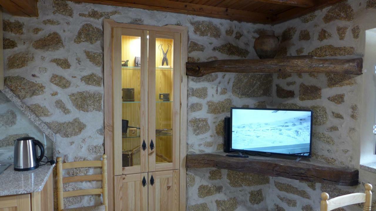 Casas Da Villa - Monsanto - Oliveira E Videira Relva  Extérieur photo