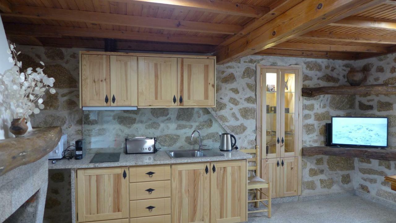 Casas Da Villa - Monsanto - Oliveira E Videira Relva  Extérieur photo